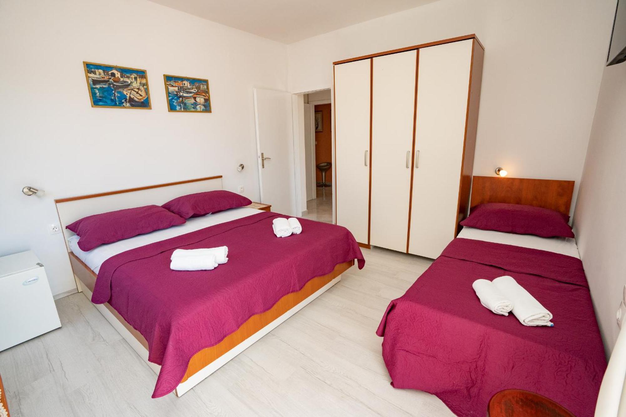 Pool Mansion Magnolia - Comfort Rooms Novalja Bagian luar foto