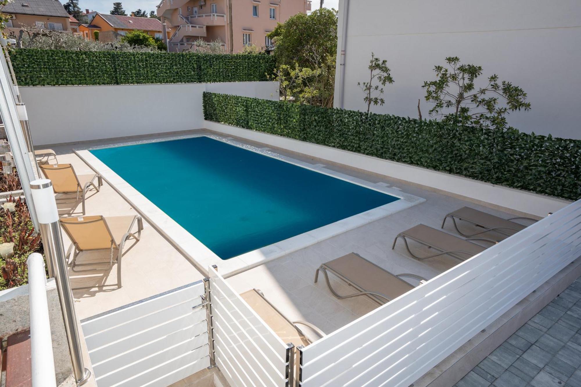 Pool Mansion Magnolia - Comfort Rooms Novalja Bagian luar foto
